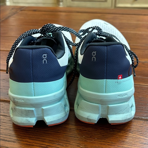 White/Mint/Orange Oncloudmonster Running Shoes Women’s Size 10.5 EUC - Picture 2 of 9